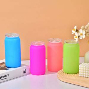 Vasos de Plástico Reciclables con Forma de Lata de 16 oz, Coloridos, con Tapa de PP y Pajita, para Envoltura UV DTF, Disponibles en Almacén de EE. UU. - Product Image 1