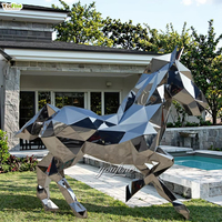 Sculpture de cheval géométrique en acier inoxydable poli, style low-poly, pour l'extérieur, la ferme, le ranch, le jardin, l'art paysager