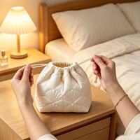 Sac de maquillage pliable écologique le plus vendu avec fermeture à cordon, grande capacité, pochette en polyester, sac cosmétique portable