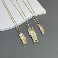 Mode européenne et américaine chaîne de clavicule en or avec zircon micro-incrusté coloré chaîne de clavicule pendentif Madonna