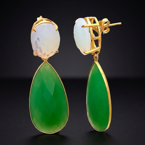 Nouvelle Arrivée : Parure de Boucles d'Oreilles Plaqué Or avec Pierres Précieuses Taille Émeraude pour Femmes et Filles – Bijoux Ethniques pour Mariage et Soirée par Jaipur Gems - Product Image 2