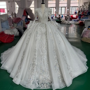 <span class=keywords><strong>Robe</strong></span> <span class=keywords><strong>de</strong></span> <span class=keywords><strong>mariée</strong></span> <span class=keywords><strong>de</strong></span> luxe Mc023 en tulle perlé et pailleté, coupe princesse, décolleté en V profond, grand nœud, traîne cathédrale, Jancember - Product Image 4