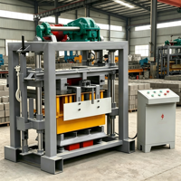 Ligne de production de blocs de béton entièrement automatique, usine complète de briques creuses, pleines et autobloquantes avec système de dosage et de mélange