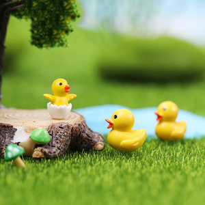Figurine d'animal de micro-paysage, petit canard jaune, figurine de maison de poupée, mini-jardin, décoration de la maison, ornements en résine - Product Image 3