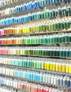 Vente en gros de <span class=keywords><strong>perles</strong></span> de verre <span class=keywords><strong>Miyuki</strong></span> Delica originales <span class=keywords><strong>11</strong></span>/<span class=keywords><strong>0</strong></span> pour la fabrication de bijoux - Product Image 1