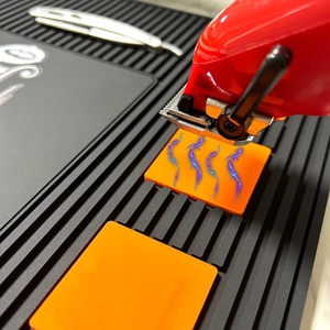 Tapis de Salon Antidérapant en PVC Caoutchouc Personnalisé pour Barbiers et Coiffeurs – Accessoire de Station de Travail - Product Image 3