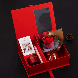 Boîte cadeau rigide avec bouquet de fleurs et flacon de parfum, papier artistique rectangulaire, impression UV haut de gamme, doublure en satin, ruban accessoire - Product Image 5