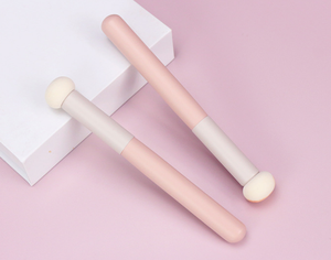 Precio al por mayor Hongo maquillaje esponja corrector cepillo brillo corrector cepillo - Product Image 1