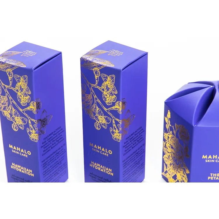 Grosir Tiongkok 2022 Kotak Hadiah Kemasan <span class=keywords><strong>Kosmetik</strong></span> Lip Gloss Makeup dengan Kartu Perak/Kartu Seni