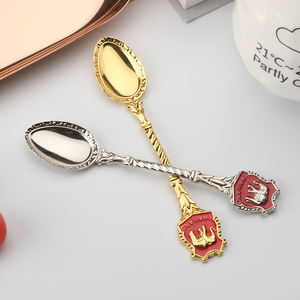 مخصصة التذكارية ريجا ملعقة تذكارية برشلونة لندن لندن براغاريا محفورة براونز - Product Image 5