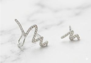 Pendientes Colgantes Asimétricos Elegantes y Modernos, Pendientes de Plata de Ley 925 de Estilo Minimalista con Forma de Rayo Incrustados con Destellos - Product Image 2