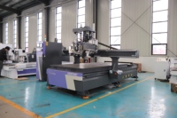 Machine de gravure sur bois ATC avec broche de 9,0 kW, AKM1530C2, routeur CNC, service mondial, contrôleur indépendant Syntec, fraisage du bois