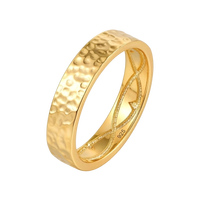 Ensemble de bagues de fiançailles plaqué or, bague pour femme en oxyde de zirconium poli avec gravure intérieure feuille de Ginkgo, bague martelée pour homme pour mariage