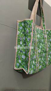 Bolsa de Tela de Algodón con Estampado Artesanal Indio, Color Sólido, 18x18 Pulgadas, Diseño Acolchado, Ecológica, para Compras - Product Image 4