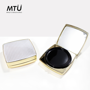 Tùy Chỉnh 15G Hình Vuông CC Hộp Kem Tiên Tiến Vàng Đen Đệm Không Khí Nhỏ Gọn Bột Trường Hợp Với Gương Với Miếng Bọt Biển Bột Phun - Product Image 2