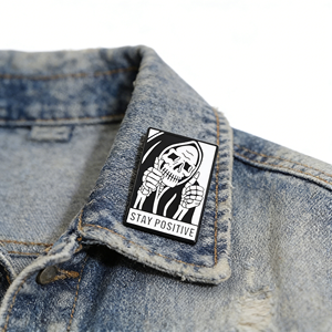 Broche tendance style punk gothique, motif mortel, cadeau unique pour famille, amoureux, amis, épingles personnalisées en gros directement de l'usine - Product Image 3