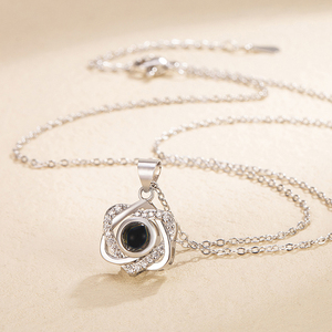 Vòng cổ hợp kim với Chuỗi liên kết kim cương-Thiết kế dễ thương nói rằng tôi yêu bạn in 100 ngôn ngữ - Product Image 3