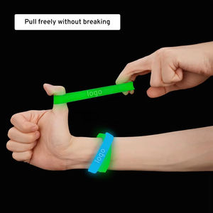 Braccialetto <span class=keywords><strong>in</strong></span> Silicone Personalizzato Luminoso al Buio Ecologico con Logo <span class=keywords><strong>in</strong></span> Rilievo per Uso Promozionale nel Basket - Product Image 3