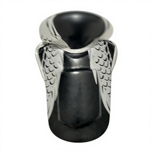 Protège-tibias personnalisés Black Dragon Twins légers et écologiques en cuir de vachette véritable avec fermeture auto-agrippante et rembourrage en mousse - Product Image 6