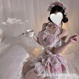 Ensemble de lingerie sexy et séduisant, mettant en scène une jolie et innocent serveuse-ours aux petits seins, parfait pour l'érotisme nocturne. - Product Image 5