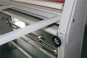 1.6M Roll Warmte-overdracht Persmachine Roller Sublimatie Machine Met Tafel Voor Stof