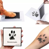 Kit de souvenir commémoratif pour animaux de compagnie : Kit d'empreintes classique carré, sûr, non toxique, sans contact, pour empreintes de pattes de chien sans encre