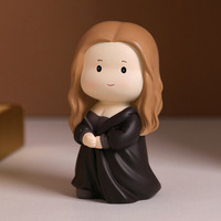 Figur Mainan Keren Artis Terkenal, Ornamen Kecil Kreatif untuk Ruang Tamu, Lemari TV, Hadiah Natal, Ulang Tahun Pelajar, dan Bisnis