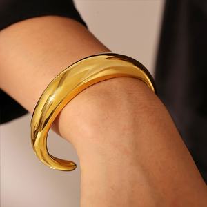 Custom Luxury Non Tarnish 14k 18k Gold Plated 316l <b>Stainless</b> <b>Steel</b> Bracelet Cuff <b>Bangle</b> for Women - Product Image 4