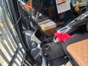 Bulldozer Caterpillar D6R D6H Usado con Cabrestante, Buena Calidad, en Venta. Bulldozer Cat D6R LGP Enfocado en el Componente Central del Motor. - Product Image 2