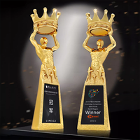 Trophée de la couronne sur mesure Creative Resin Team Glass Trophy Production Gravé Fitness Beauty Beauty Champion Medal