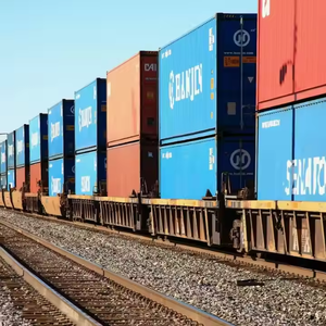Agentes de Carga de China a Europa, DDP Amazon FBA WRO5 KSF7/VELE BER8 DTM9 MHG9, Agente de Transporte Ferroviario, Logística LCL+Express - Product Image 2