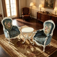 Französisches Rokoko-Sessel-Set, handgeschnitzter Massivholz-Akzentsessel, Vintage-Wohnzimmer-Villa-Freizeitsessel mit Beistelltisch