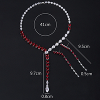 Parure Collier et Boucles d'Oreilles Style Classique de Luxe, Ornée de Zircons, en Laiton Plaqué Or, avec un Design Raffiné et Élégant