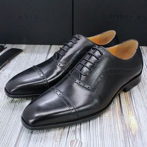XuanWu A636 – Chaussures Richelieu classiques pour hommes, en cuir véritable fait main, style britannique, décontractées et habillées, à bout fermé, isolantes et massantes - Product Image 4