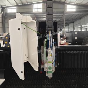 Máquina de Corte Láser Híbrida LaserMen-1325CF 1300x2500mm 2000W+180W Fibra CO2 CW-5200 con Enfriador de Agua - Product Image 3