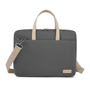 Sacoche d'ordinateur portable Oxford en polyester, fine et légère, avec logo personnalisé, pour ordinateur portable 15 pouces - Product Image 3