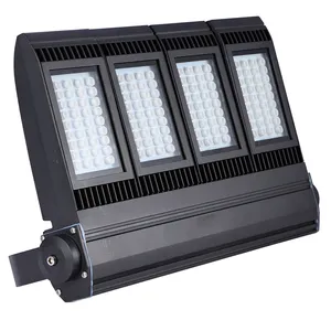 Đèn Pha LED Công Suất Lớn Nhất IP65 130W 100W 200W Với Mô Phỏng Dialux