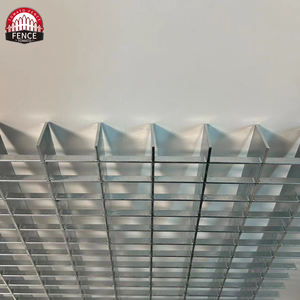 Grille <span class=keywords><strong>en</strong></span> alliage d'aluminium <span class=keywords><strong>en</strong></span> acier inoxydable pour toiture, bâtiment extérieur, applications murales industrielles, revêtement laminé à froid - Product Image 2