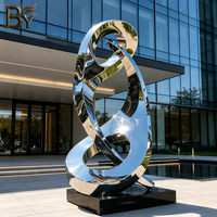 Sculpture d'art métallique abstraite moderne sur mesure de grande taille, statue en acier inoxydable poli miroir 316L pour la décoration extérieure des hôtels et des jardins