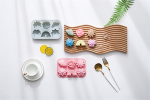 Rainbow Theme Design Nonstick Silicone <b>Cake</b> <b>Molds</b> Food-Grade Reusable Cute Silicone Magnetic Chocolate, Candy & Ice DIY <b>Mold</b> - Product Image 5