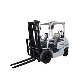 Used ORIGINAL JAPANESE Diesel LPG TCM FG30T4 2.5-Ton Forklift Lifting Tools 2022 Model Retail in Hefei for Sale - Product Image 1