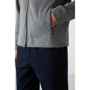 Ensemble de survêtement pour homme Air Jones, ensemble de jogging athlétique deux pièces avec veste zippée intégrale et pantalon à taille élastique, gris - Product Image 4
