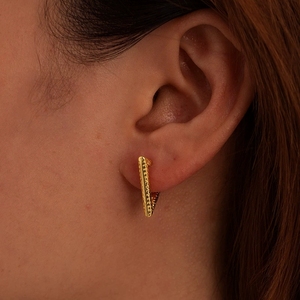LT-MS-769 Triangle en acier inoxydable clous <span class=keywords><strong>d</strong></span>'<span class=keywords><strong>oreille</strong></span> pour les femmes à la mode 18K géométrique boucles <span class=keywords><strong>d</strong></span>'oreilles polyvalent mode bijoux en gros - Product Image 3