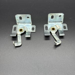 Soportes Giratorios Venecianos de Metal Tipo HILARYS de 25 mm para Usar con Rieles de 19 x 27 mm - Product Image 1