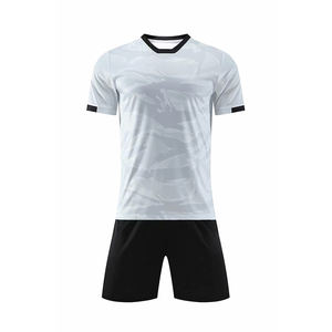 Toptan yüksek kalite klasik kulübü futbol forması hızlı kuru üniforma ile özel dijital baskı futbol takımı adı - Product Image 1