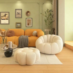 Chaise longue capitonnée moderne, canapé d'appoint incurvé, fauteuil rembourré pour salon et chambre à coucher - Product Image 1
