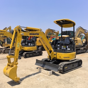 Miniexcavadora Komatsu PC20 Usada a Precio Accesible, Excavadora de Cadenas de 2 Toneladas de Segunda Mano, Komatsu PC20-3 en Venta - Product Image 4