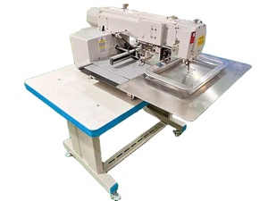 Machine à coudre industrielle à motifs informatisés YS-3520 - Product Image 4