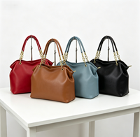 Sac fourre-tout hobo en cuir véritable pour femme avec chaîne, sac à bandoulière de haute qualité, vente en gros, tendance bureau, designer OEM ODM