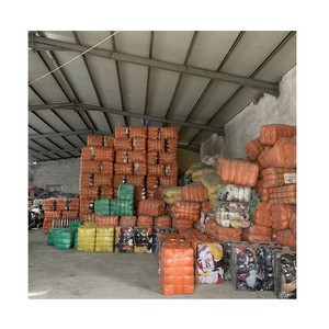 Vente en gros de vêtements d'occasion balles d'Ukay d'Ukay Paquet de vêtements d'occasion de qualité mélangés pour la vente en conteneur - Product Image 2